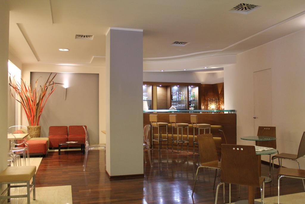Hotel Castello 라킬라 외부 사진