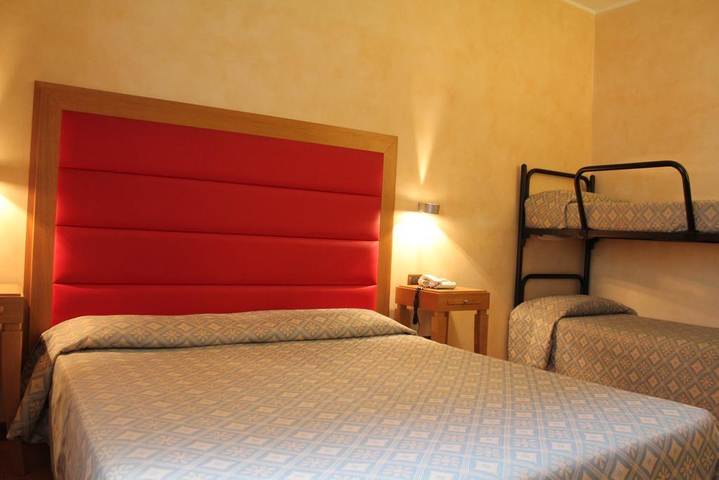 Hotel Castello 라킬라 외부 사진
